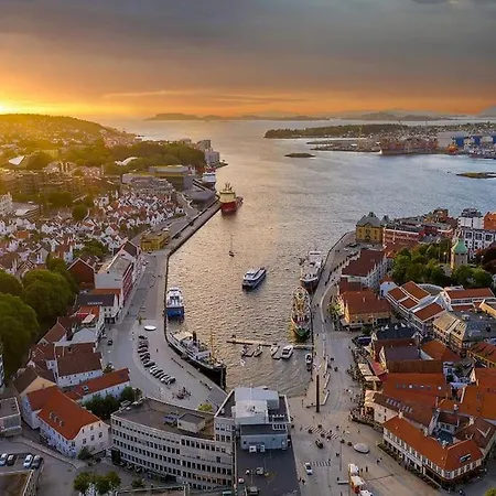 Heart In Center Of Vikings * Stavanger